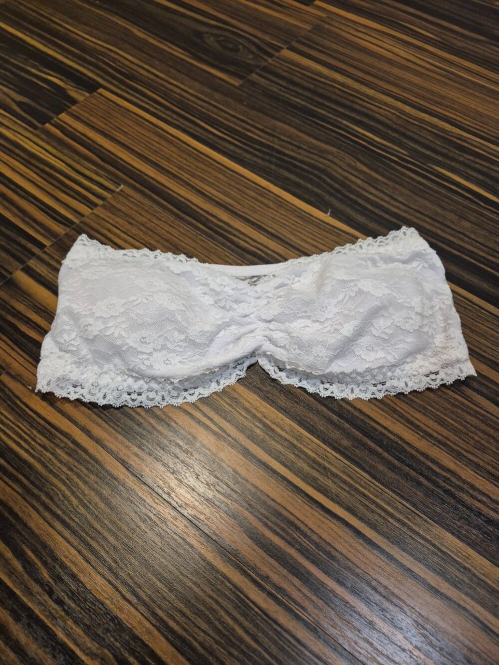 Women's White Lace Bandeau Bralette